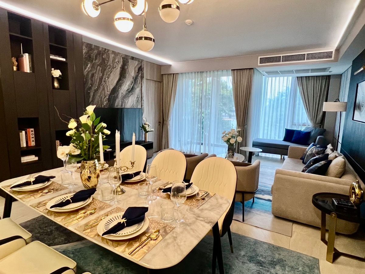 For RentCondoSukhumvit, Asoke, Thonglor : Empty room, decorated very beautifully. Good built-in furniture for rent, 3 bedrooms, 3 bathrooms, Fynn Sukhumvit 31.