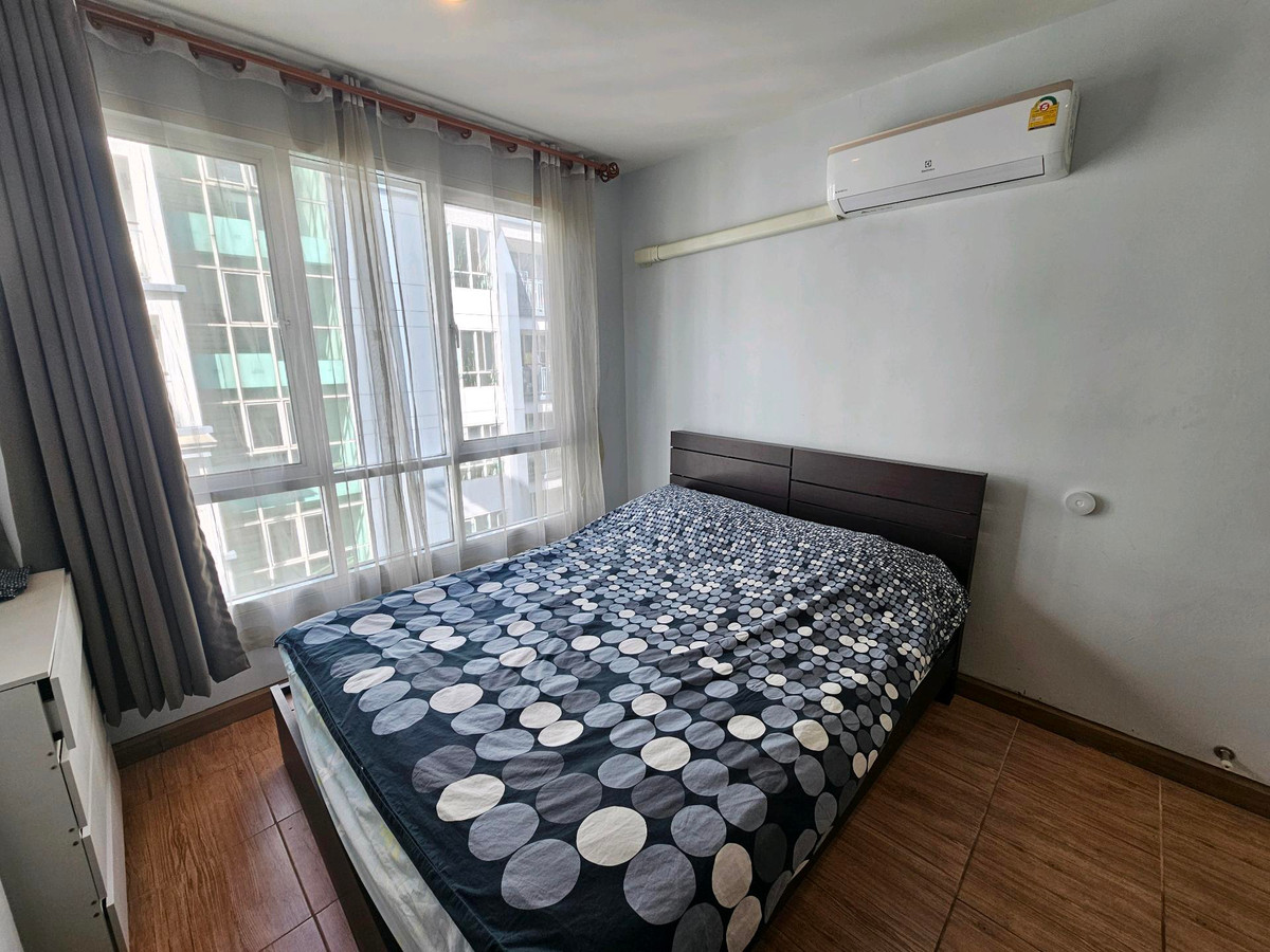 For RentCondoSukhumvit, Asoke, Thonglor : Open room, view pool, 1 bedroom, 1 bathroom, Voque Sukhumvit 16 (Voque Sukhumvit 16)