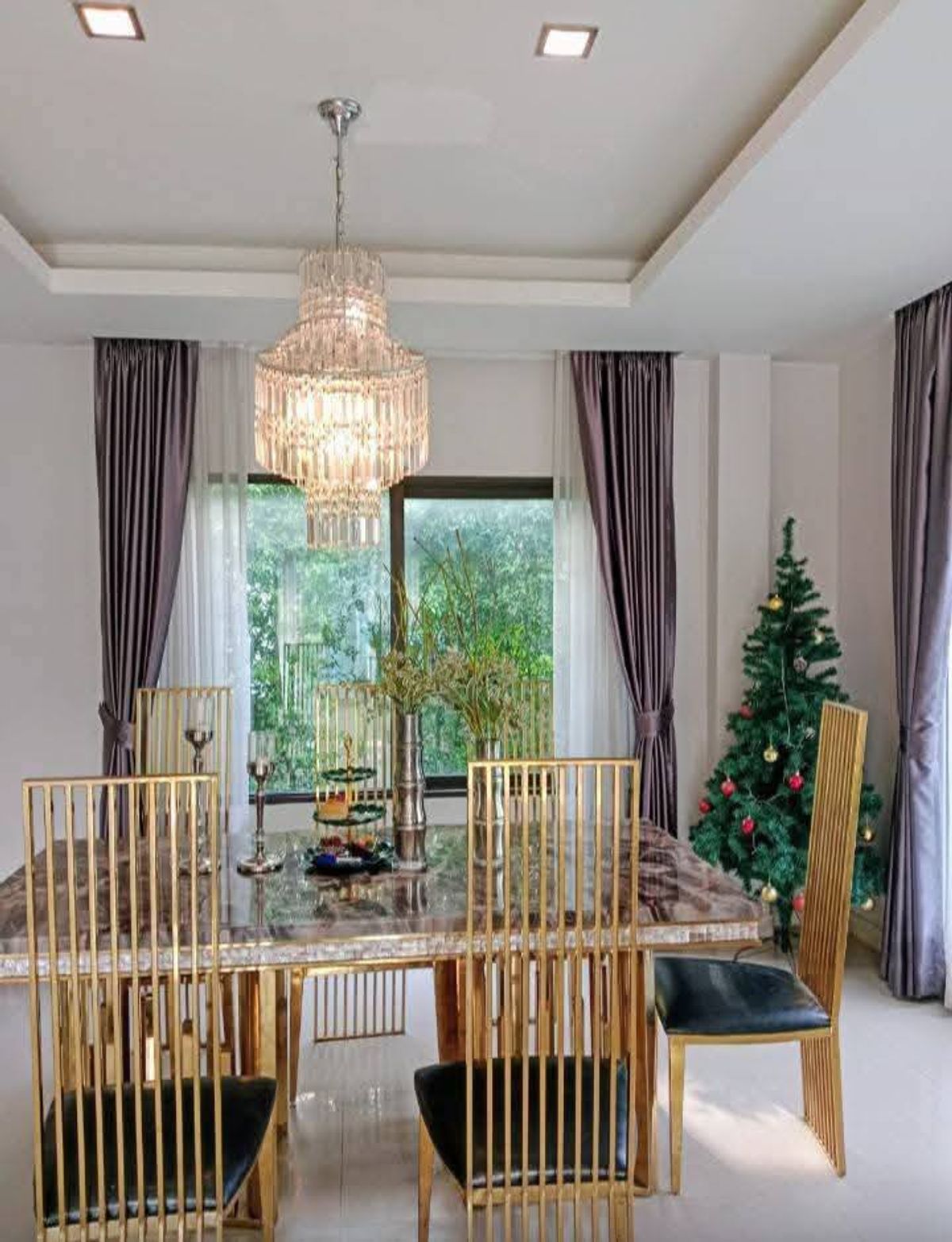 ให้เช่าบ้านนวมินทร์ รามอินทรา : บ้านเดี่ยวให้เช่า ✨ Centro Ramindra-Chatuchot ✨ 4 ห้องนอน 3 ห้องน้ำ เฟอร์นิเจอร์ และ เครื่องใช้ไฟฟ้าครบ 