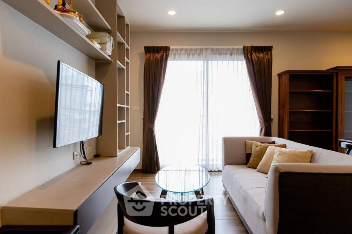 For SaleCondoSapankwai,Jatujak : 2-BR Condo at Onyx Phahonyothin near BTS Saphan Khwai