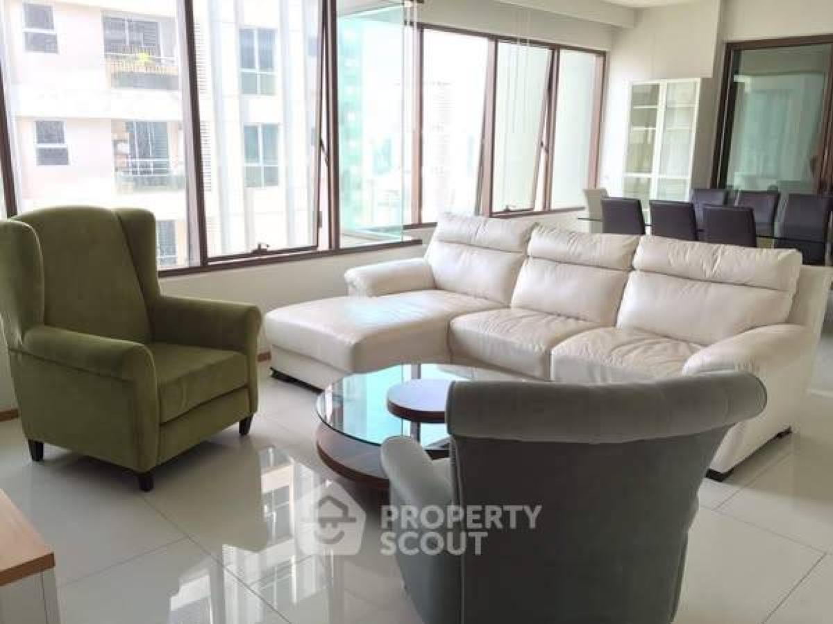 For SaleCondoSukhumvit, Asoke, Thonglor : 3-BR Condo at The Emporio Place near BTS Phrom Phong