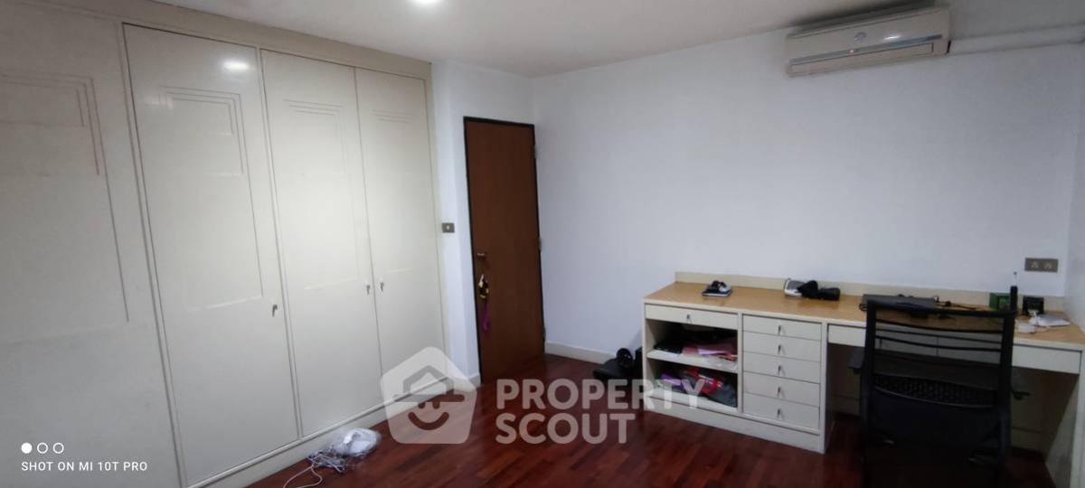 For SaleCondoSukhumvit, Asoke, Thonglor : 3-BR Condo at Kiarti Thanee City Mansion Condominium near MRT Phetchaburi