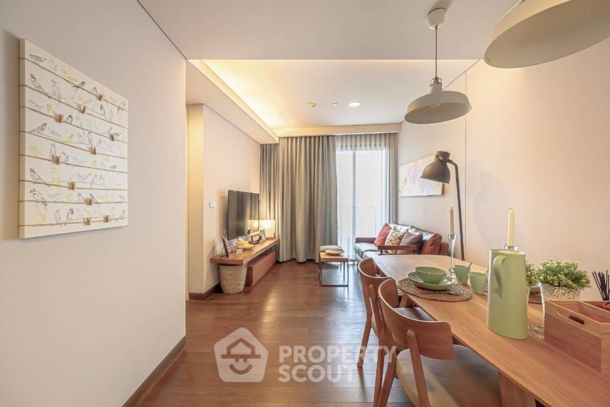 For SaleCondoKhlongtoei, Kluaynamthai : 2-BR Condo at Lumpini Place Rama 4 Kluaynamthai near BTS Ekkamai