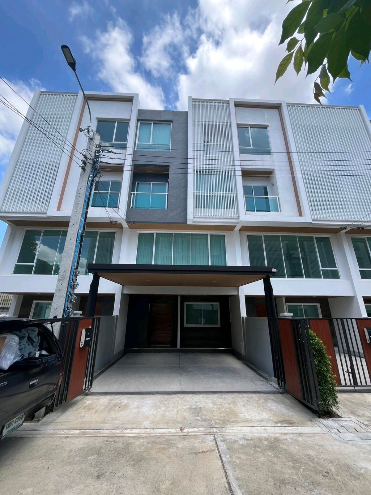 For RentTownhomeChaengwatana, Muangthong : For rent, 3-story home office, Maidon 168 Muangthong (Maidon 168 Muangthong), company registration possible.