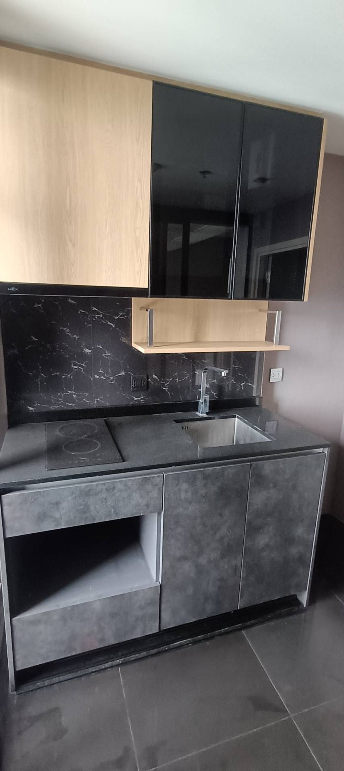 For SaleCondoSapankwai,Jatujak : Condo for sale, The Line Chatuchak-Mochit, 40th floor, 26.35 sq m, Chomphon, Chatuchak District, Bangkok, near BTS Mochit, MRT Chatuchak.