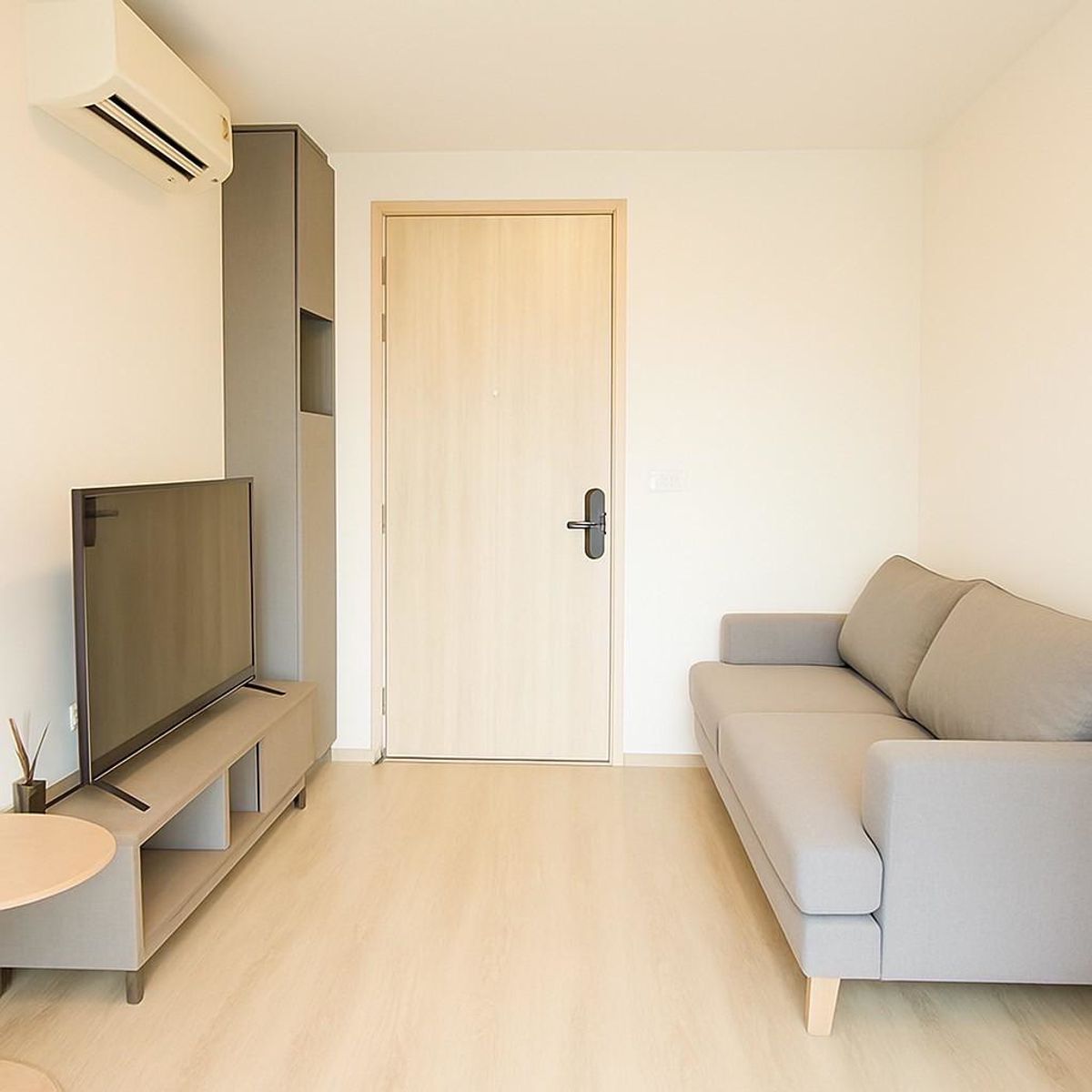 ให้เช่าคอนโดพระราม 9 เพชรบุรีตัดใหม่ RCA : 🌿 Nue District R9 🌿 1 Beds 1 Baths, Rental 25,000 Baht