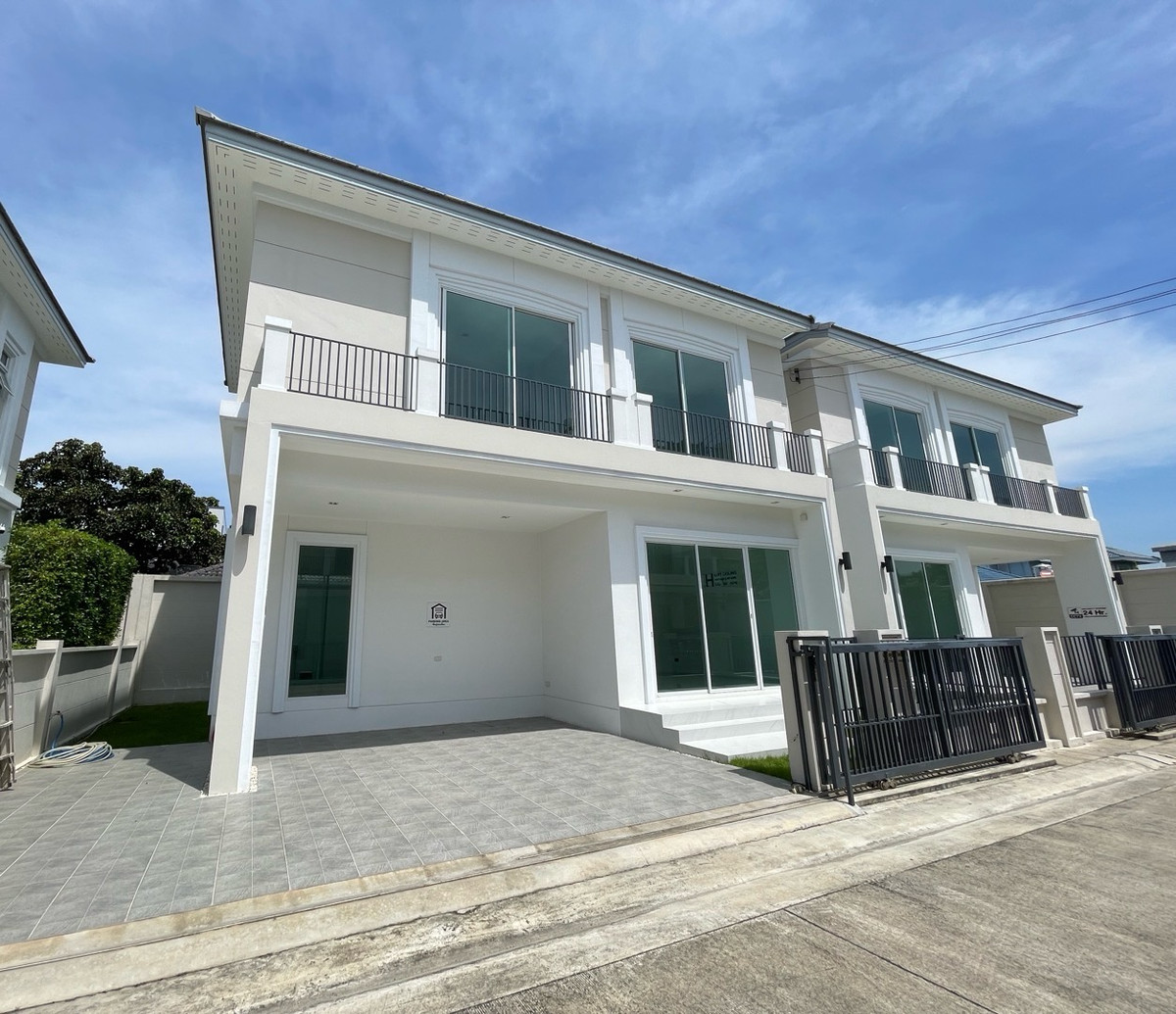 ขายพัฒนาการ ศรีนครินทร์ : 🏡 บ้านใหญ่พร้อมอยู่ บนถนนพัฒนาการ-อ่อนนุช ราคาไม่ถึง 7 ล้านบาท ด่วนๆ🔥 Tel.094-9955936🏡