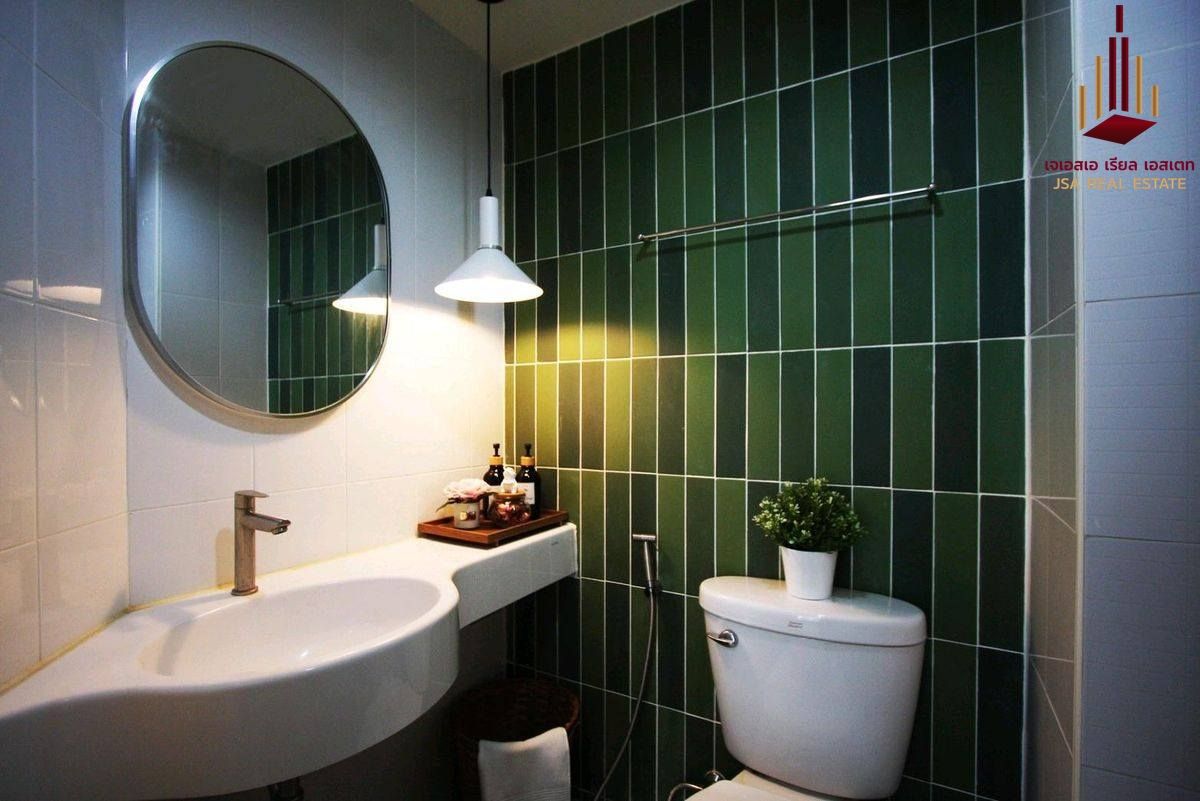 For SaleCondoPattanakan, Srinakarin : ✨ For Sale: Lumpini Ville Onnut - Pattanakarn Condo ✨ 💰 Only 1,350,000 THB