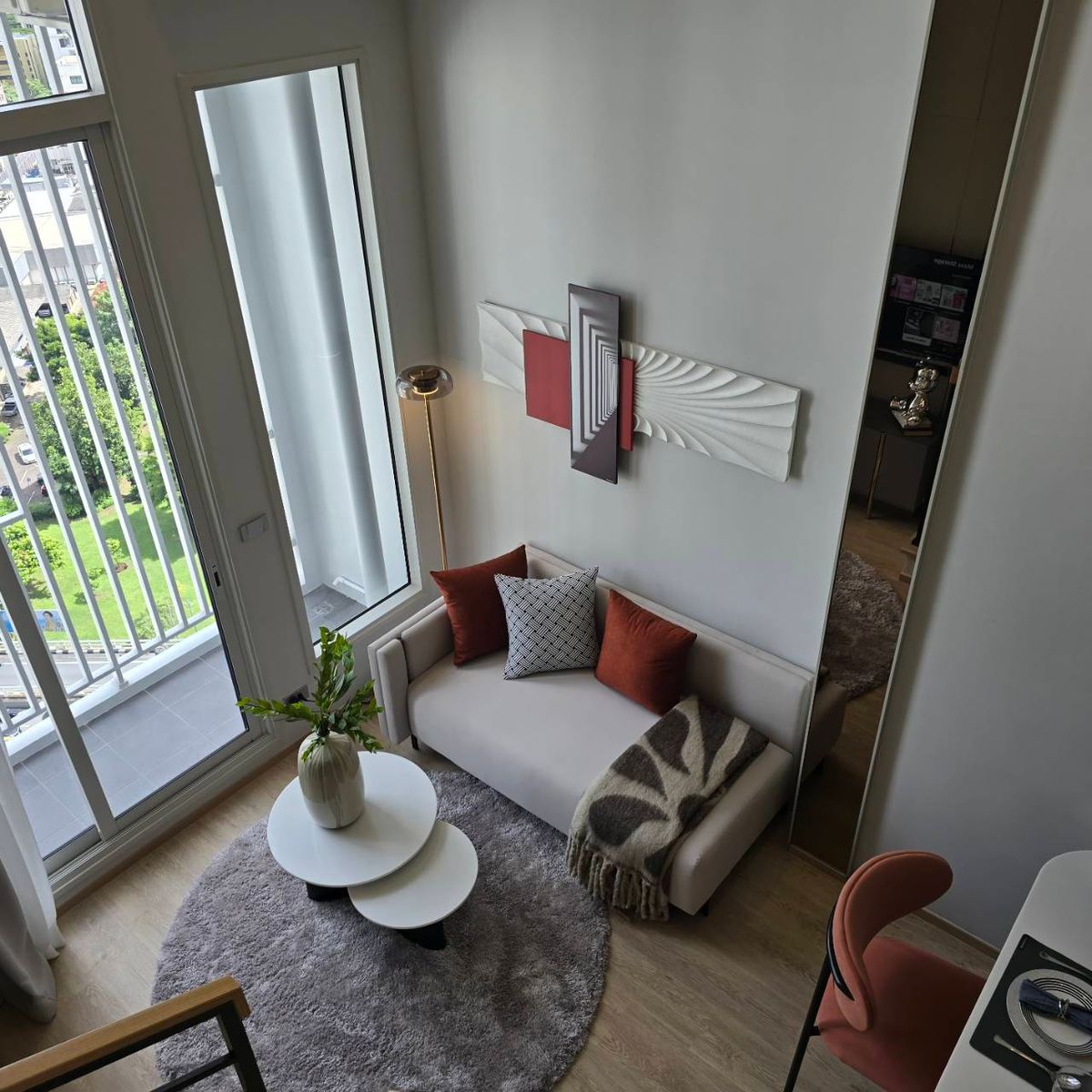 ขายดาวน์คอนโดสีลม ศาลาแดง บางรัก : ด่วน ราคานี้ Culture chula 26+13.5sq.m. 1bed Hybrid เริ่ม 6.75mb. เท่านั้น นัดชมโทร 0957615782