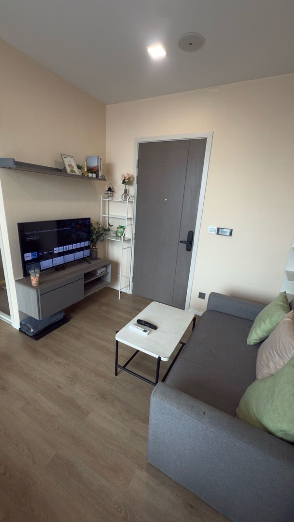 For RentCondoRamkhamhaeng, Hua Mak : 📍 Modish Condo Ramkhamhaeng !! Rent urgently!!!