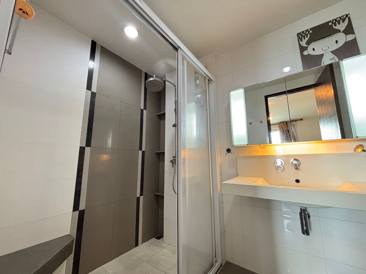 ขายคอนโดรัชดา ห้วยขวาง : Rhythm Ratchada / 1 Bedroom (FOR SALE), ริทึ่ม รัชดา / 1 ห้องนอน (ขาย) TARN119