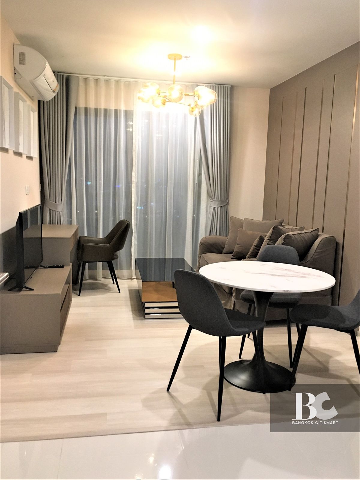 For RentCondoWitthayu, Chidlom, Langsuan, Ploenchit : 🔥 Hot Deal 1 bedroom for rent at Life one wireless 🔥