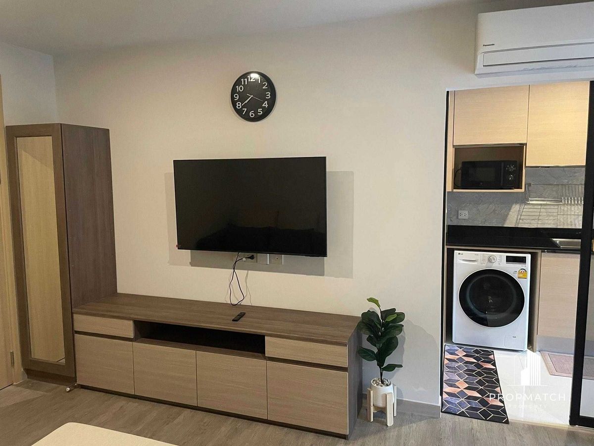 ให้เช่าคอนโดสาทร นราธิวาส : ✨Flash Deal ✨The SHADE Sathorn 1( 1Bed 1Bath 40SQM.) แต่งครบพร้อมอยู่ !! เพียง 23,000บาทต่อเดือน Tel.0981315848 @propmatch