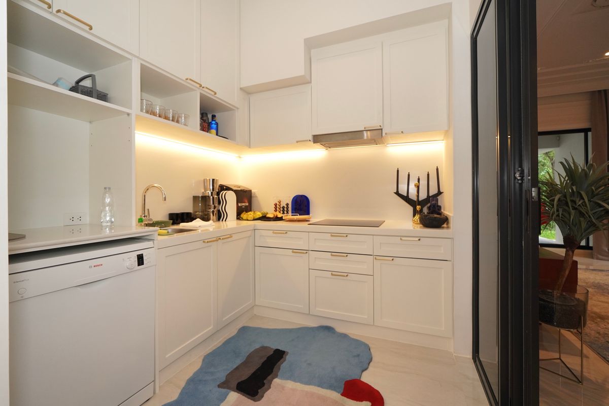 ขายทาวน์โฮมพระราม 3 สาธุประดิษฐ์ : 📍Demi สาธุ 49 💕บ้านตัวอย่าง แต่งสวย วิวสวน และมีสวนข้างบ้าน 