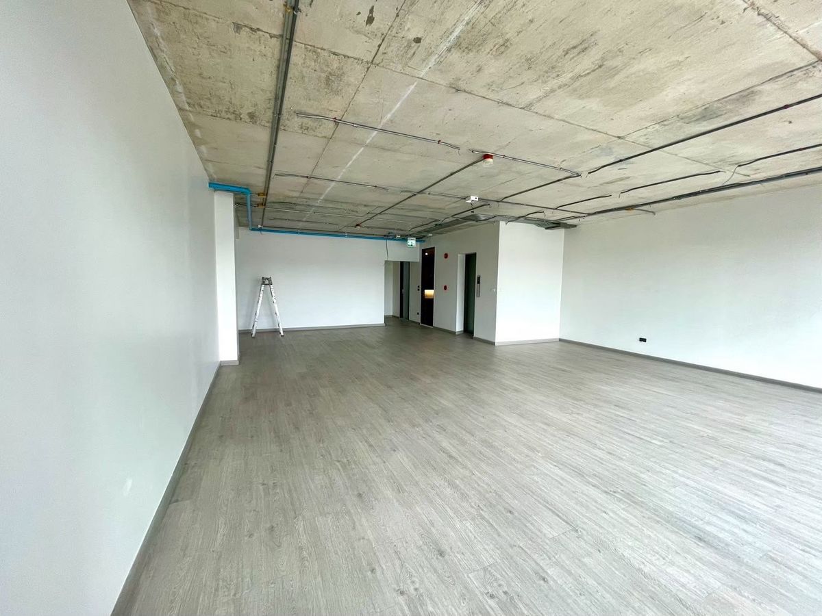 For RentPattanakan, Srinakarin : The Element Rama 9 Foe Rent 📞 092-690-5445 🏡 Home Office near The Nine Rama 9   Convenient to park in the city, park up to 6 cars 