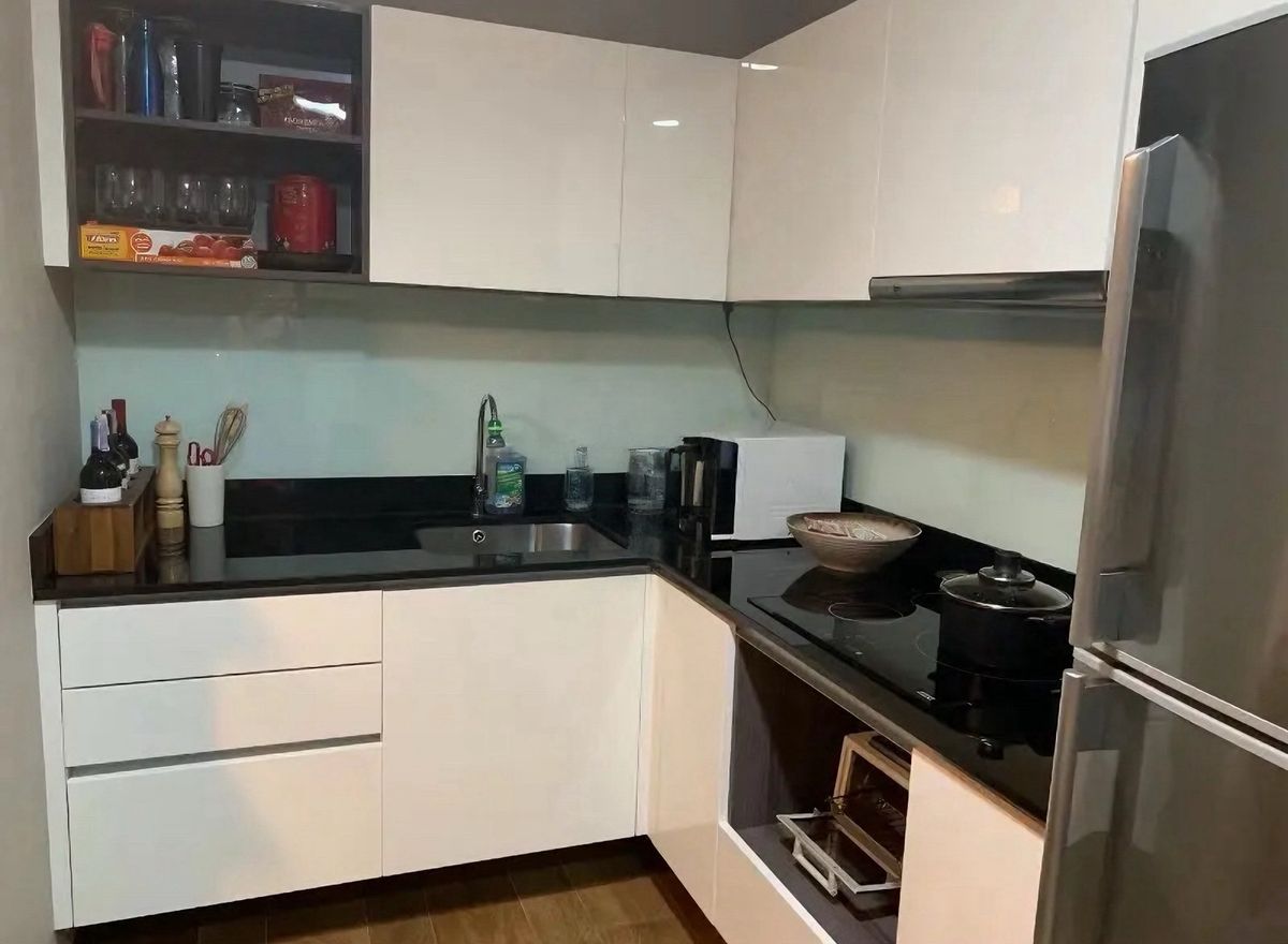 ขายคอนโดรัชดา ห้วยขวาง : Quinn Condo / 2 Bedrooms (SALE WITH TENANT), ควินน์ คอนโดมิเนียม / 2 ห้องนอน (ขายพร้อมผู้เช่า) CHER115