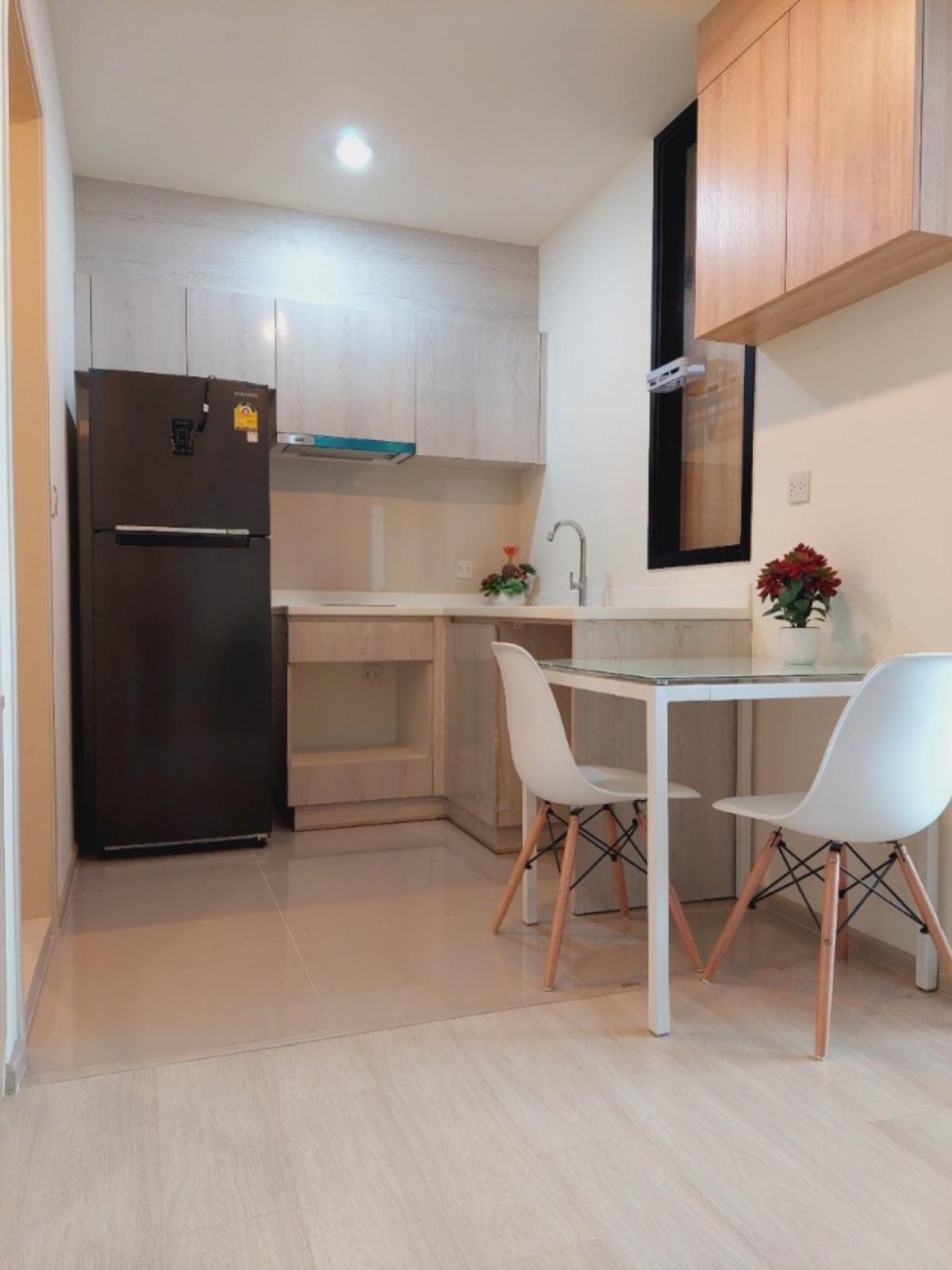 ให้เช่าคอนโดพระราม 9 เพชรบุรีตัดใหม่ RCA : เช่าคอนโด  ไลฟ์ อโศก MRT-เพชรบุรี บางกะปิ เขต ห้วยขวาง กรุงเทพ CX-88224