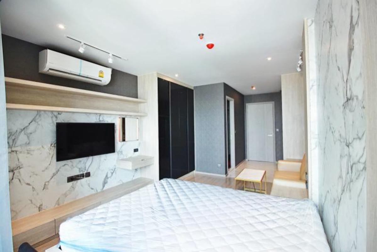 For RentCondoSukhumvit, Asoke, Thonglor : FOR RENT condo , RHYTHM Ekkamai , BTS-Ekkamai , Khlong Tan Nuea , Watthana , Bangkok , CX-17562