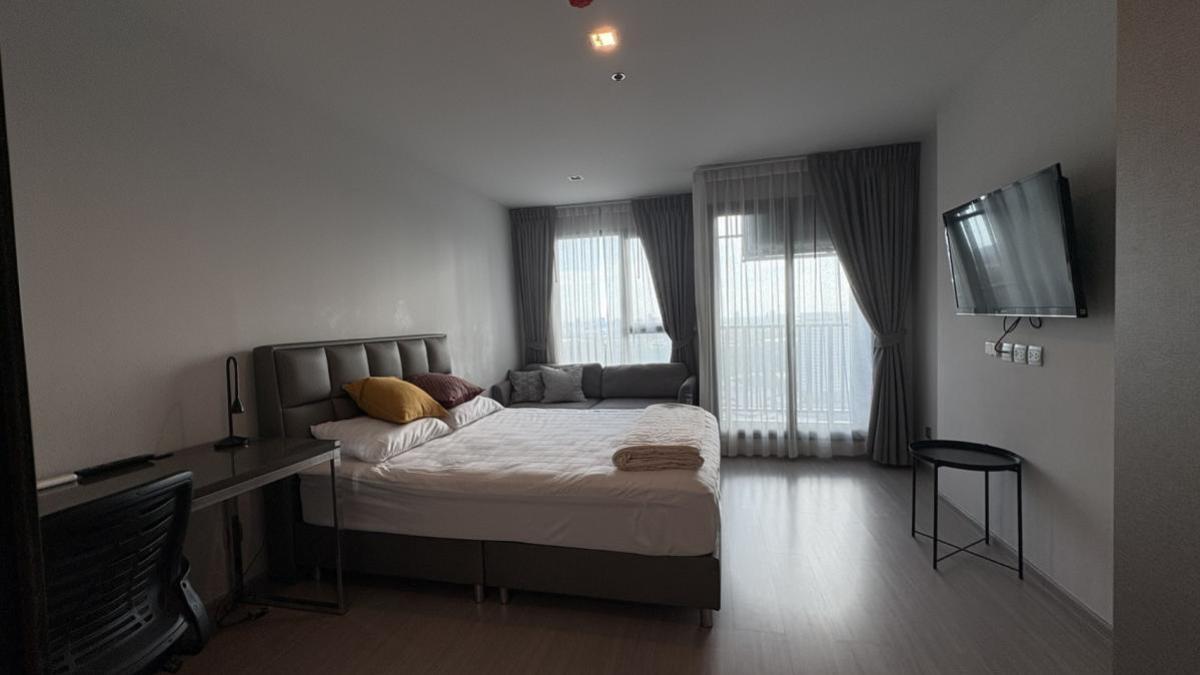 For RentCondoLadprao, Central Ladprao : For Rent Condo , Life Ladprao , BTS-Ha Yaek Lat Phrao , Chomphon , Chatuchak , Bangkok , CX-123427