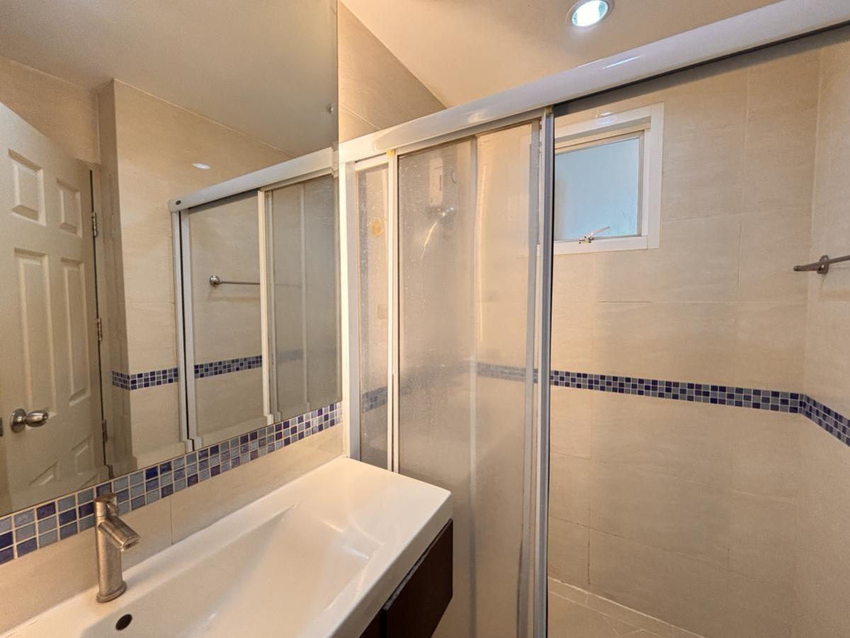 ให้เช่าคอนโดสาทร นราธิวาส : เช่าคอนโด  ไลฟ์ แอท สาทร 10 BTS-ช่องนนทรี สีลม เขต บางรัก กรุงเทพ CX-28168