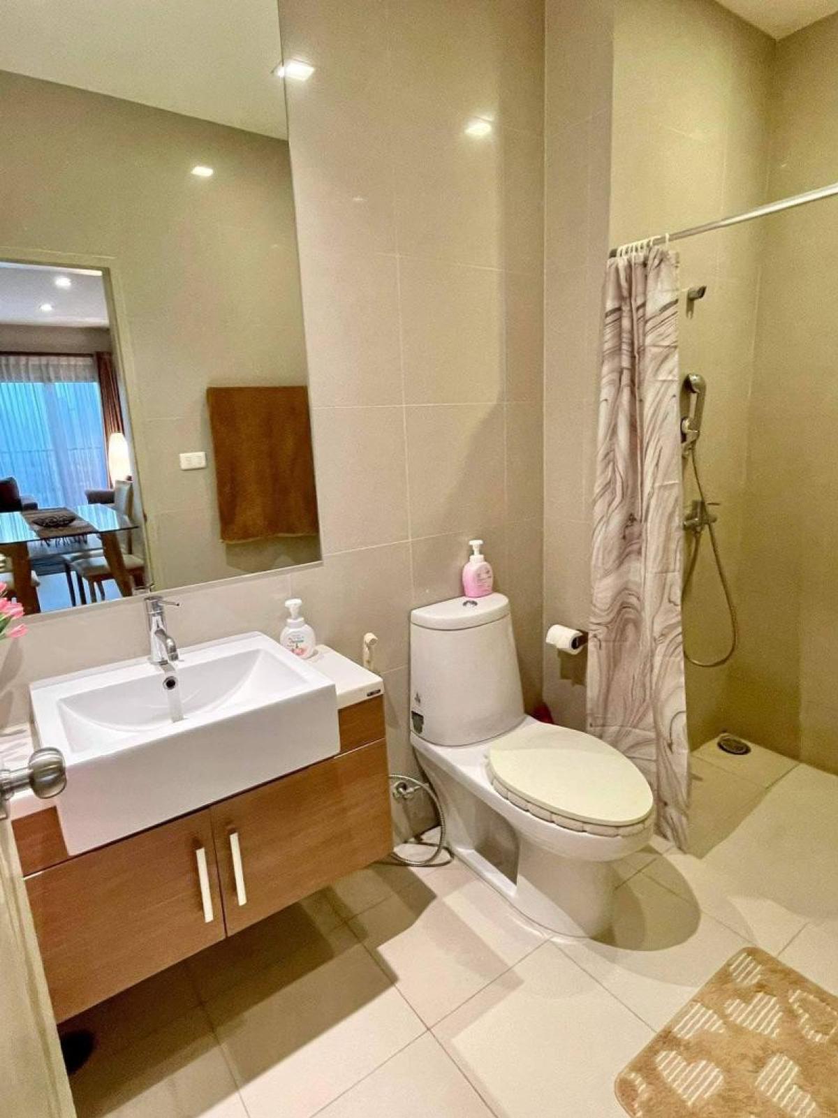 For RentCondoSukhumvit, Asoke, Thonglor : FOR RENT condo , Noble Reveal , Duplex , wide frontage , BTS-Ekkamai , Phra Khanong , Watthana , Bangkok , CX-02219