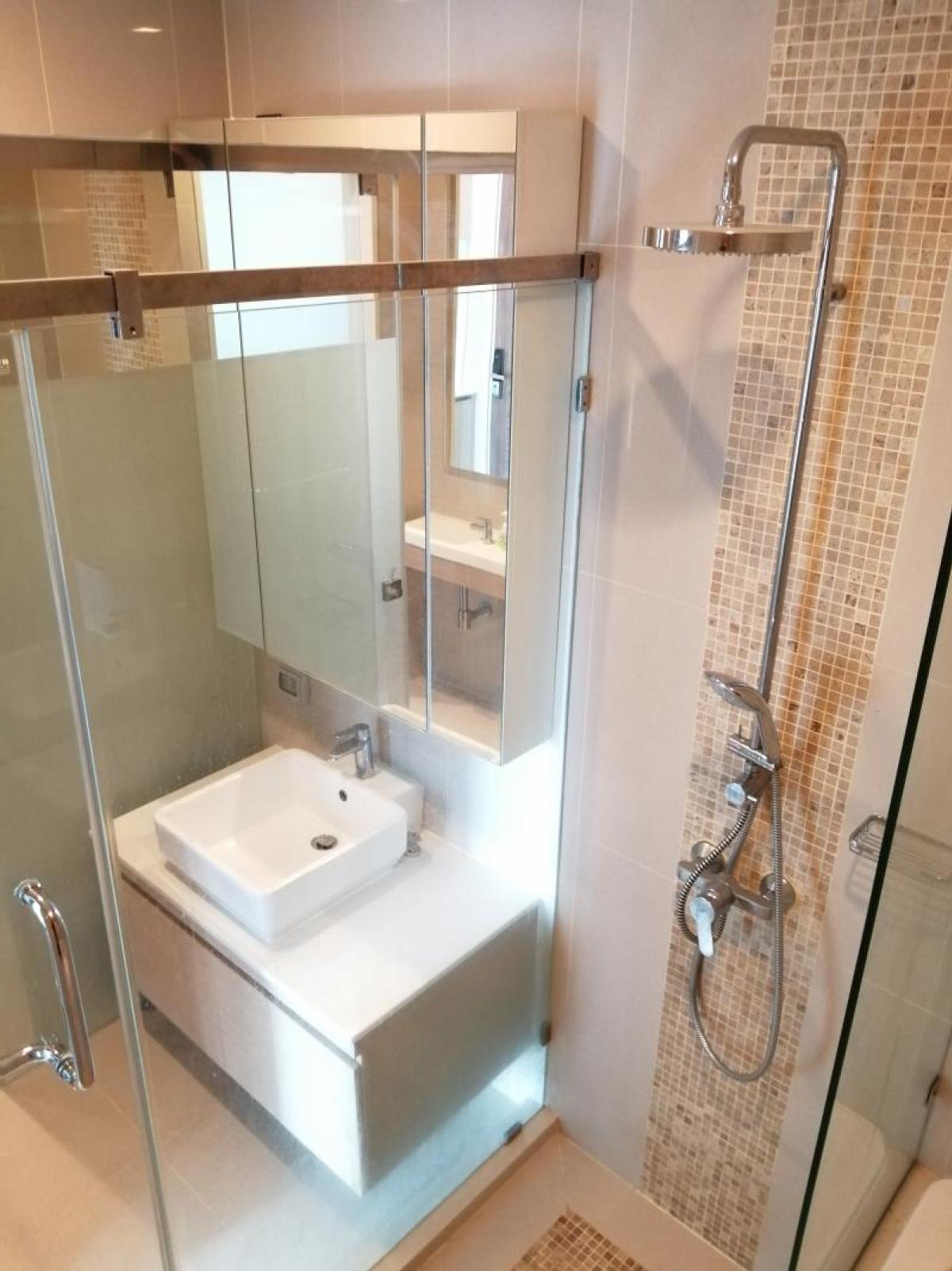 ให้เช่าคอนโดพระราม 9 เพชรบุรีตัดใหม่ RCA : เช่าคอนโด  คิว อโศก MRT-เพชรบุรี มักกะสัน เขต ราชเทวี กรุงเทพ CX-33986