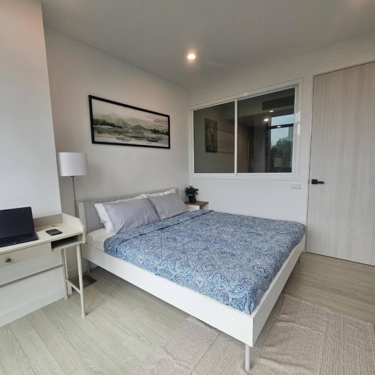 ให้เช่าคอนโดสุขุมวิท อโศก ทองหล่อ : เช่าคอนโด  เดอะ รูม สุขุมวิท 21 BTS-อโศก คลองเตยเหนือ เขต วัฒนา กรุงเทพ CX-80517