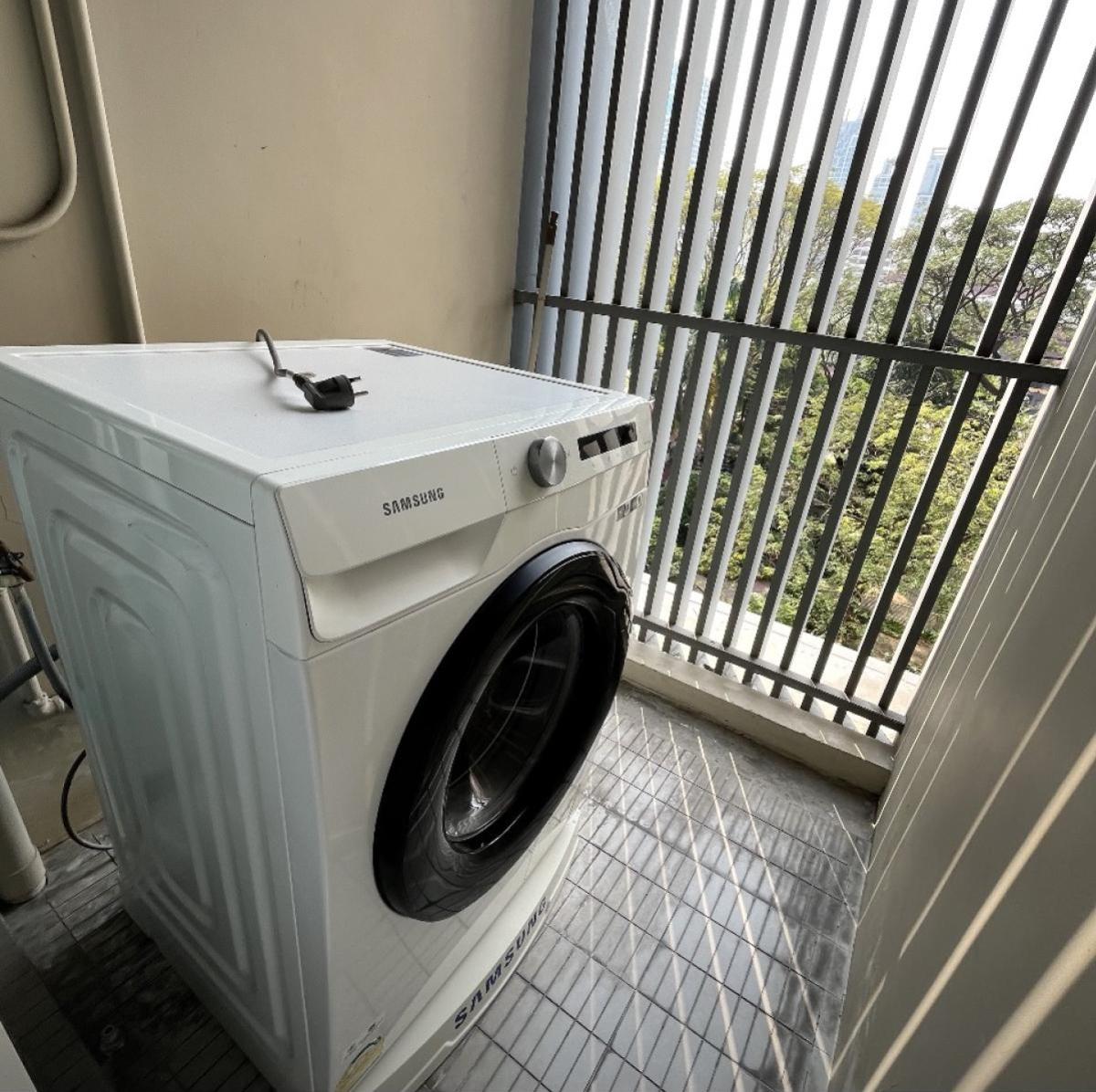 ให้เช่าคอนโดสุขุมวิท อโศก ทองหล่อ : เช่าคอนโด  เดอะ รูม สุขุมวิท 21 BTS-อโศก คลองเตยเหนือ เขต วัฒนา กรุงเทพ CX-80517