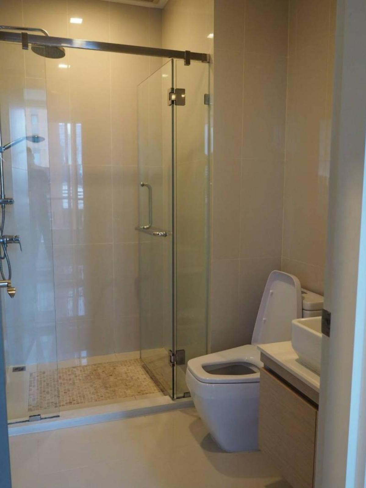 ให้เช่าคอนโดพระราม 9 เพชรบุรีตัดใหม่ RCA : เช่าคอนโด  คิว อโศก MRT-เพชรบุรี มักกะสัน เขต ราชเทวี กรุงเทพ CX-33920