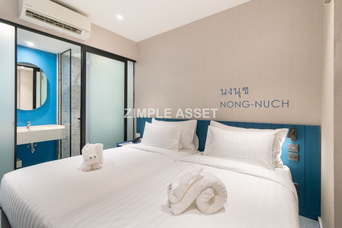For RentLadprao, Central Ladprao : Line ID: @zimple_asset  Newly hotel for only Ladies! 1, near MRT Lat Phrao, beautifully decorated, safe, and convenient to transportation.