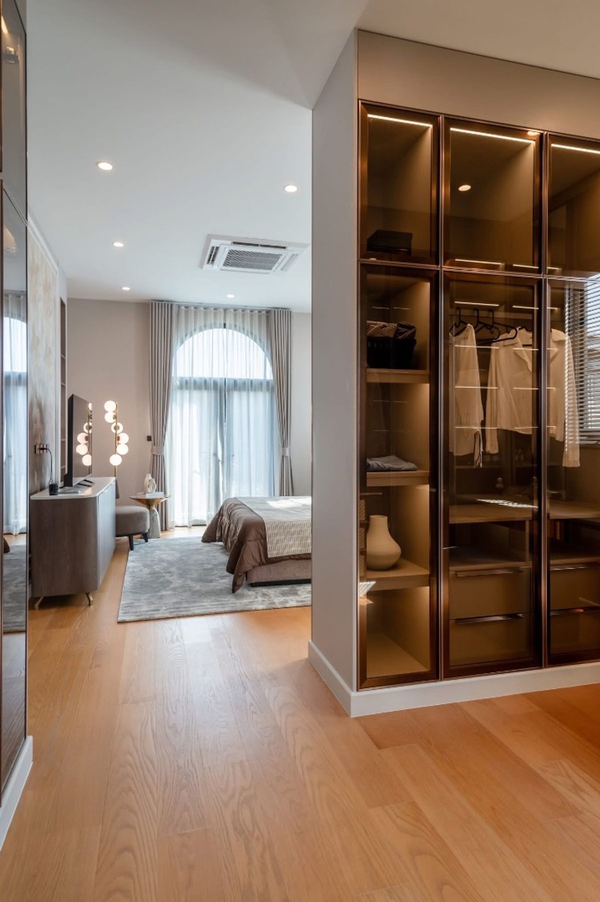 ขายบ้านพัฒนาการ ศรีนครินทร์ : Cinq Royal กรุงเทพกรีฑา Soul Collection 5 Bed 705 ตร.ม. Rare Item พร้อมลิฟต์ เปิดราคาขาย 89 ลบ. หรูหราเหนือระดับ ใกล้ Intl. School 📞 092-690-5445