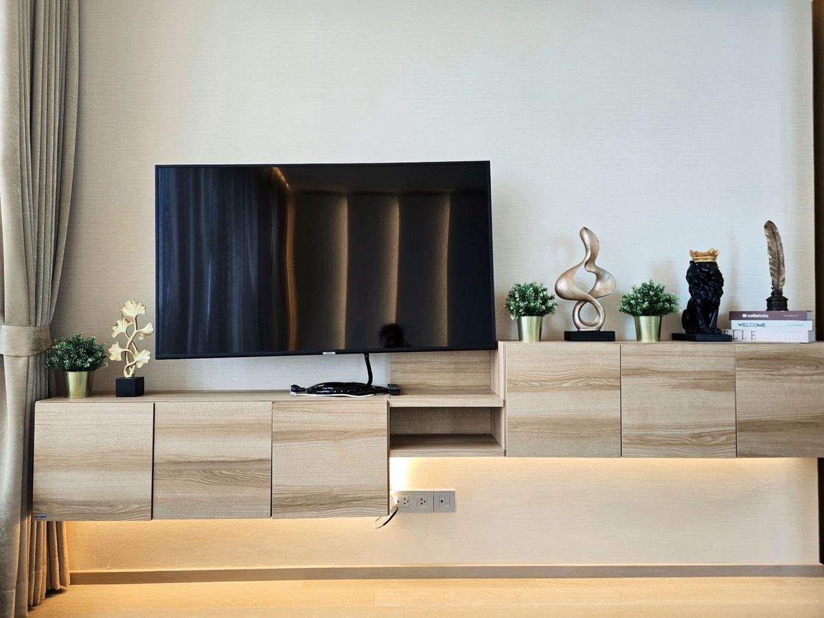 ให้เช่าคอนโดสุขุมวิท อโศก ทองหล่อ : ห้องใหม่มาเเล้ว เช่า The Esse Asoke