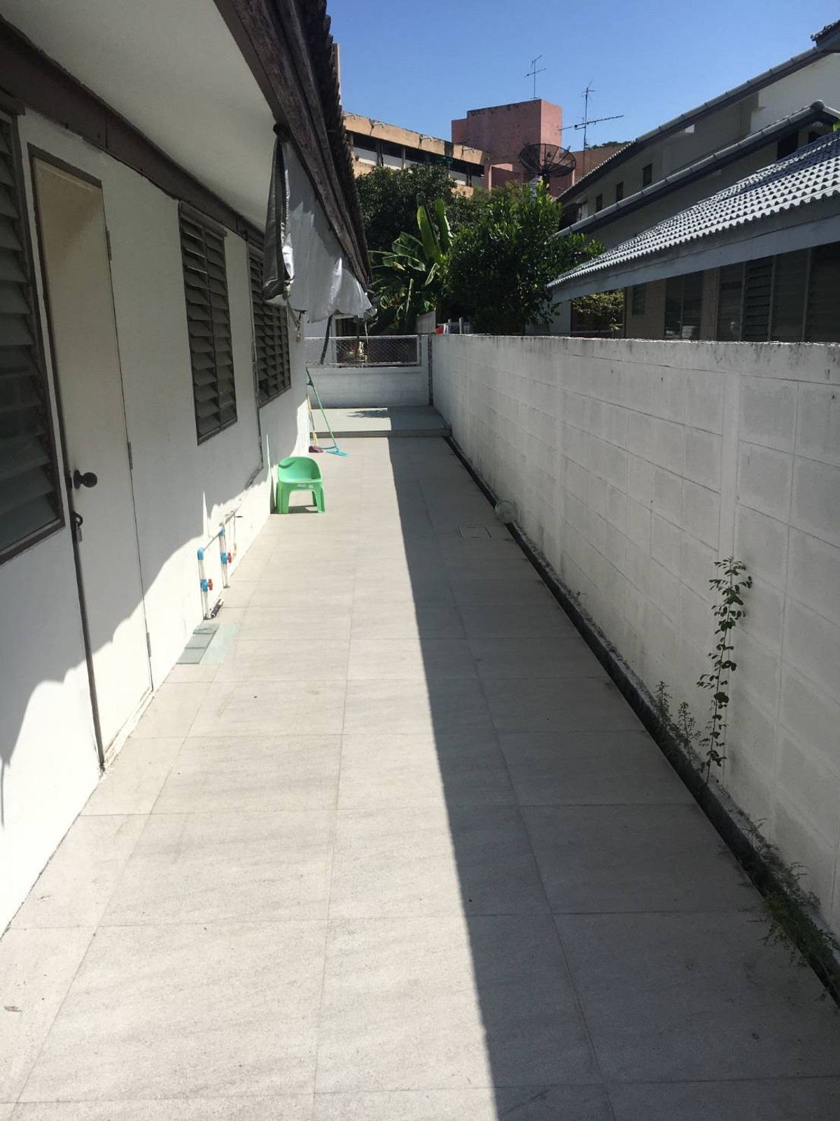 ให้เช่าบ้านเกษตรศาสตร์ รัชโยธิน : บ้านเดี่ยว 105ตรว. ถนนพหลโยธิน น้ำไม่ท่วม รีโนเวทใหม่ เดิน3นาทีถึงBTS 2ชั้น 5ห้องนอน