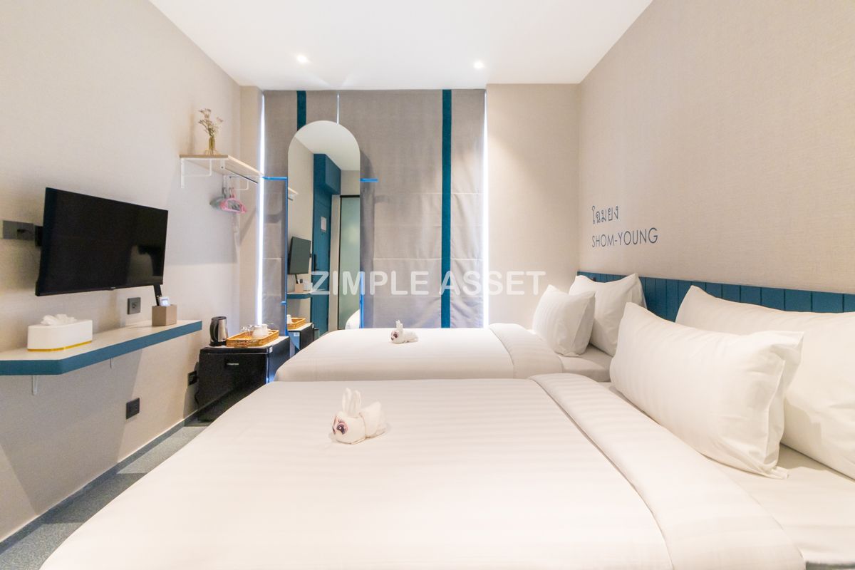 For RentLadprao, Central Ladprao : Line ID: @zimple_asset  Newly hotel for only Ladies! 1, near MRT Lat Phrao, beautifully decorated, safe, and convenient to transportation.