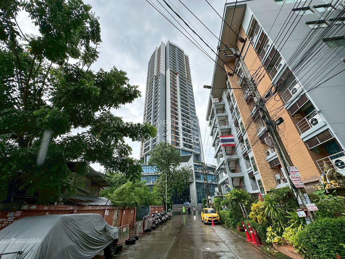 For SaleCondoRatchadapisek, Huaikwang, Suttisan : Artisan Ratchada Condo, Soi Pracha Uthit 24, Thiam Ruam Mit Road, Huai Khwang Subdistrict, Huai Khwang District, Bangkok