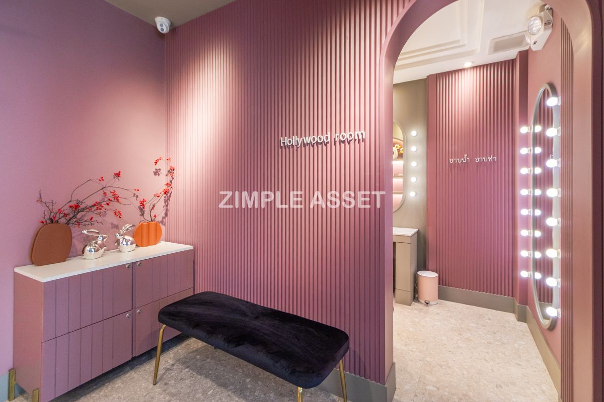 For RentLadprao, Central Ladprao : Line ID: @zimple_asset  Newly hotel for only Ladies! 1, near MRT Lat Phrao, beautifully decorated, safe, and convenient to transportation.