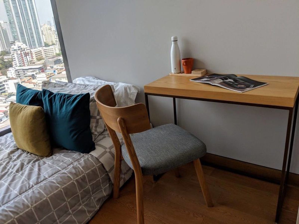 คอนโดสุขุมวิท อโศก ทองหล่อ : คอนโด The Lumpini 24 เดินทางสะดวก ใกล้รถไฟฟ้าบีทีเอส มีรถรับส่ง ห้องสวย เฟอร์นิเจอร์ครบ พร้อมอยู่ 