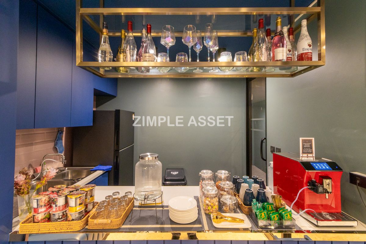 For RentLadprao, Central Ladprao : Line ID: @zimple_asset  Newly hotel for only Ladies! 1, near MRT Lat Phrao, beautifully decorated, safe, and convenient to transportation.