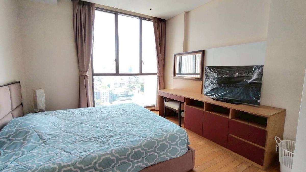 For RentCondoSukhumvit, Asoke, Thonglor : For Rent: Aequa Residence Sukhumvit 49
Luxury condominium in the heart of Sukhumvit — prime location near BTS Thonglor