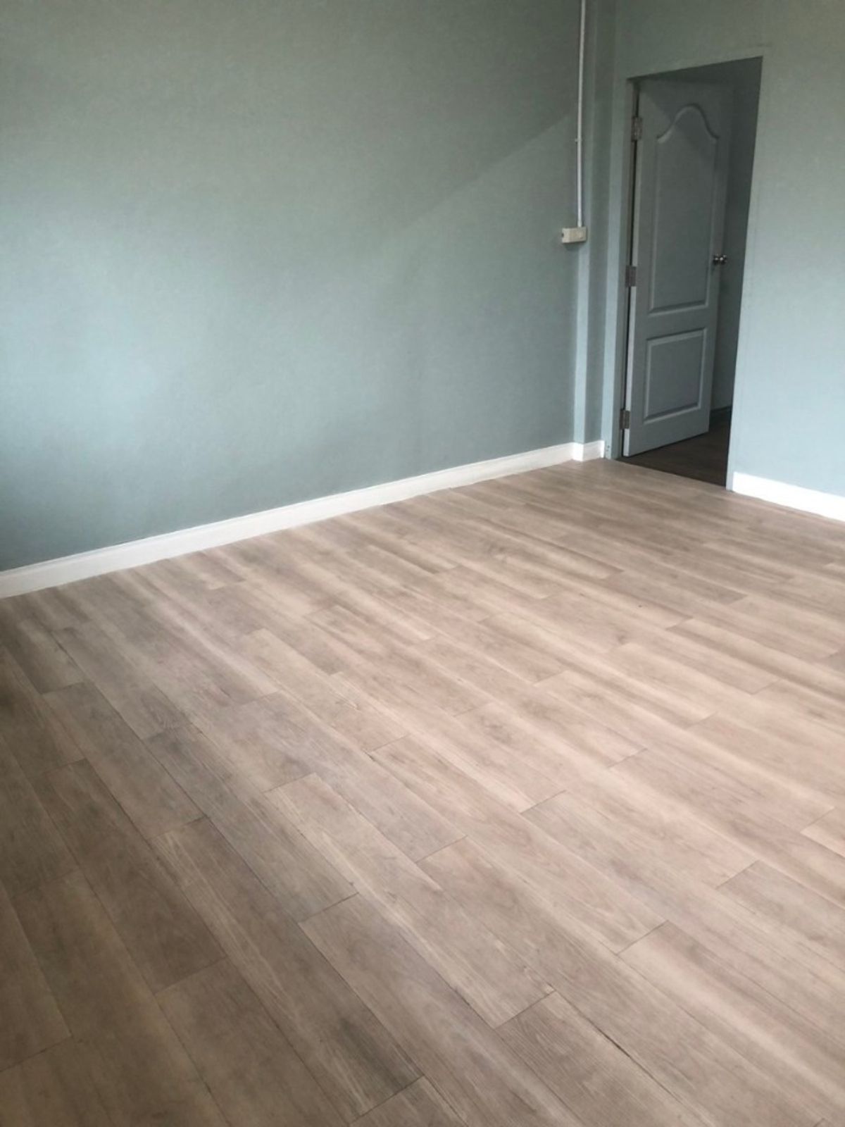 ให้เช่าอาคารพาณิชย์บางนา แบริ่ง ลาซาล : ✅ OPVB101 ✅ Line : @p2nproperty