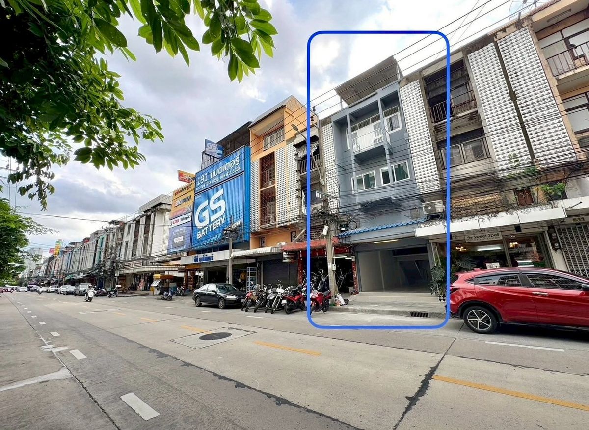 ให้เช่าอาคารพาณิชย์พระราม 9 เพชรบุรีตัดใหม่ RCA : LTH13320 – Commercial for Rent | Rama 9 (Mengjai Intersection) | 308 sqm | 39K/Month | Near MRT Cultural Center | พื้นที่เช่า พระราม 9 (แยกเหม่งจ๋าย)