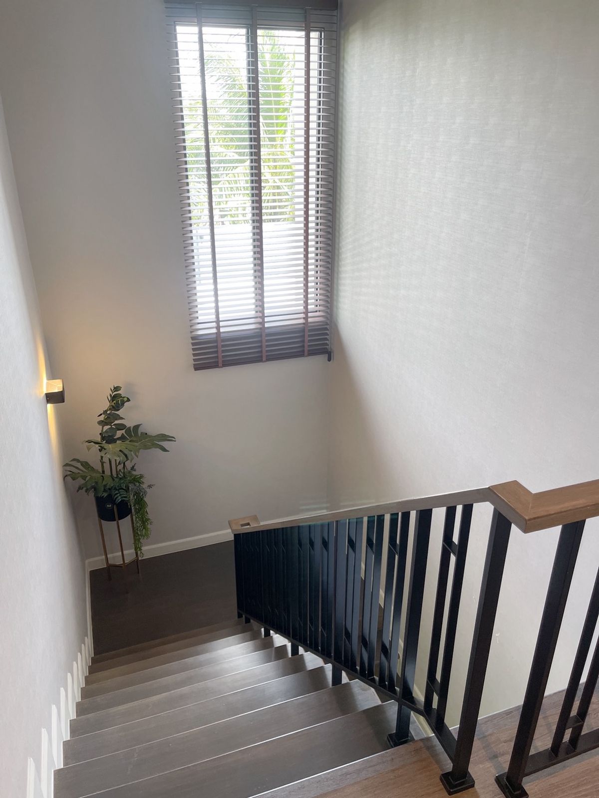 For SaleHouseRama5, Ratchapruek, Bangkruai : For sale/rent Bangkok Boulevard Rama 5 (Bangkok Boulevard Rama 5), ​​corner house, area over 121 square wah, usable area 319 square meters.