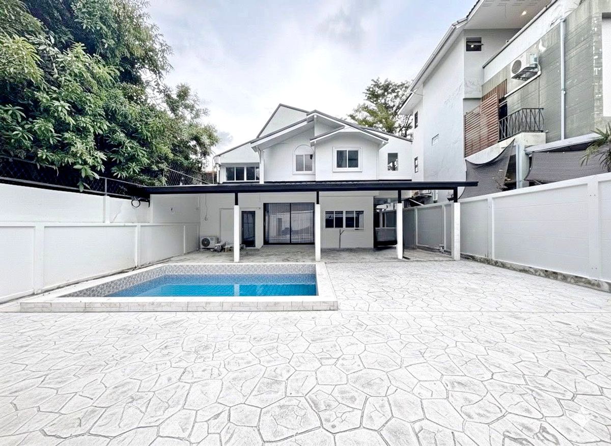 For RentHouseRatchadapisek, Huaikwang, Suttisan : HK0601♛For rent, detached house, 5 bedrooms⚝Sutthisan-Huai Khwang♜MRT Sutthisan∞099-5919653,065-9423251▚Line@sureresidence
