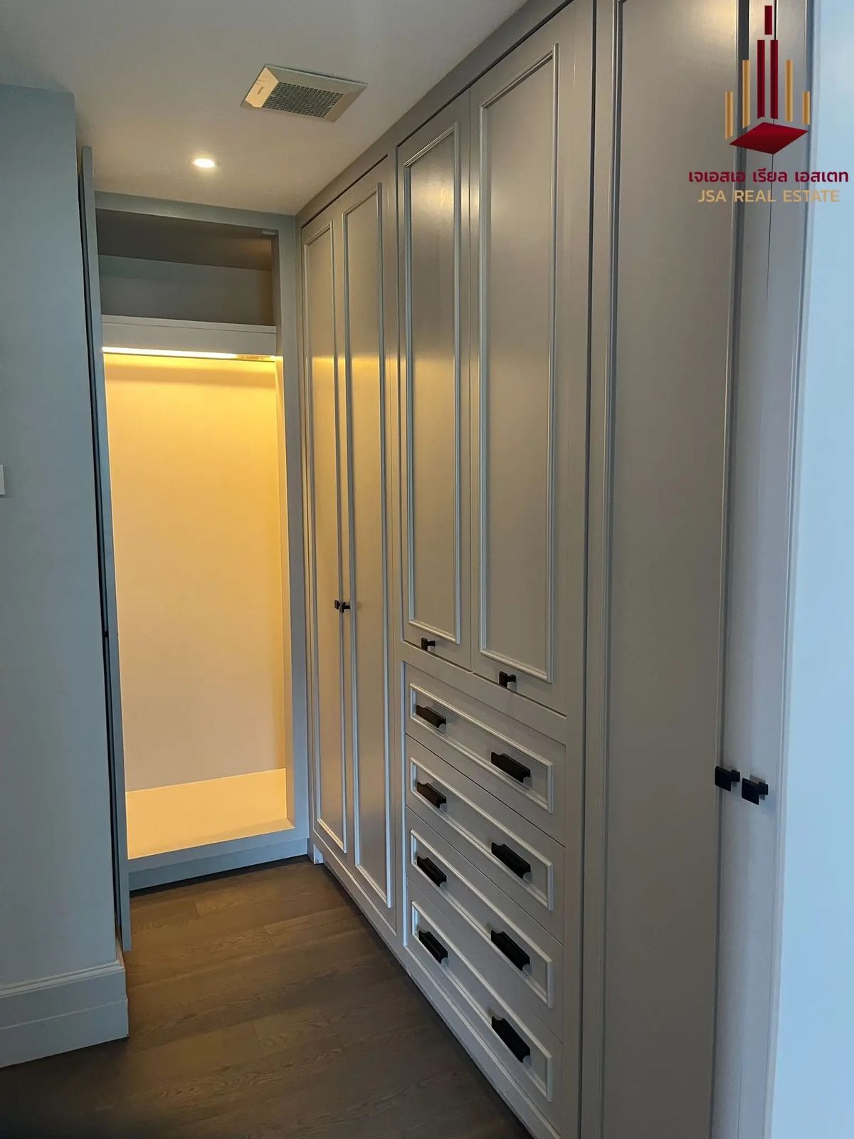 ให้เช่าคอนโดวิทยุ ชิดลม หลังสวน : ✨ For Rent: Somkid Gardens Condo ✨ 💰 Only 80,000 THB/month