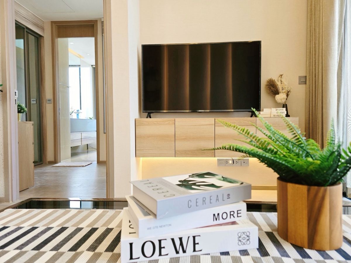 ให้เช่าคอนโดสุขุมวิท อโศก ทองหล่อ : ห้องใหม่มาเเล้ว เช่า The Esse Asoke