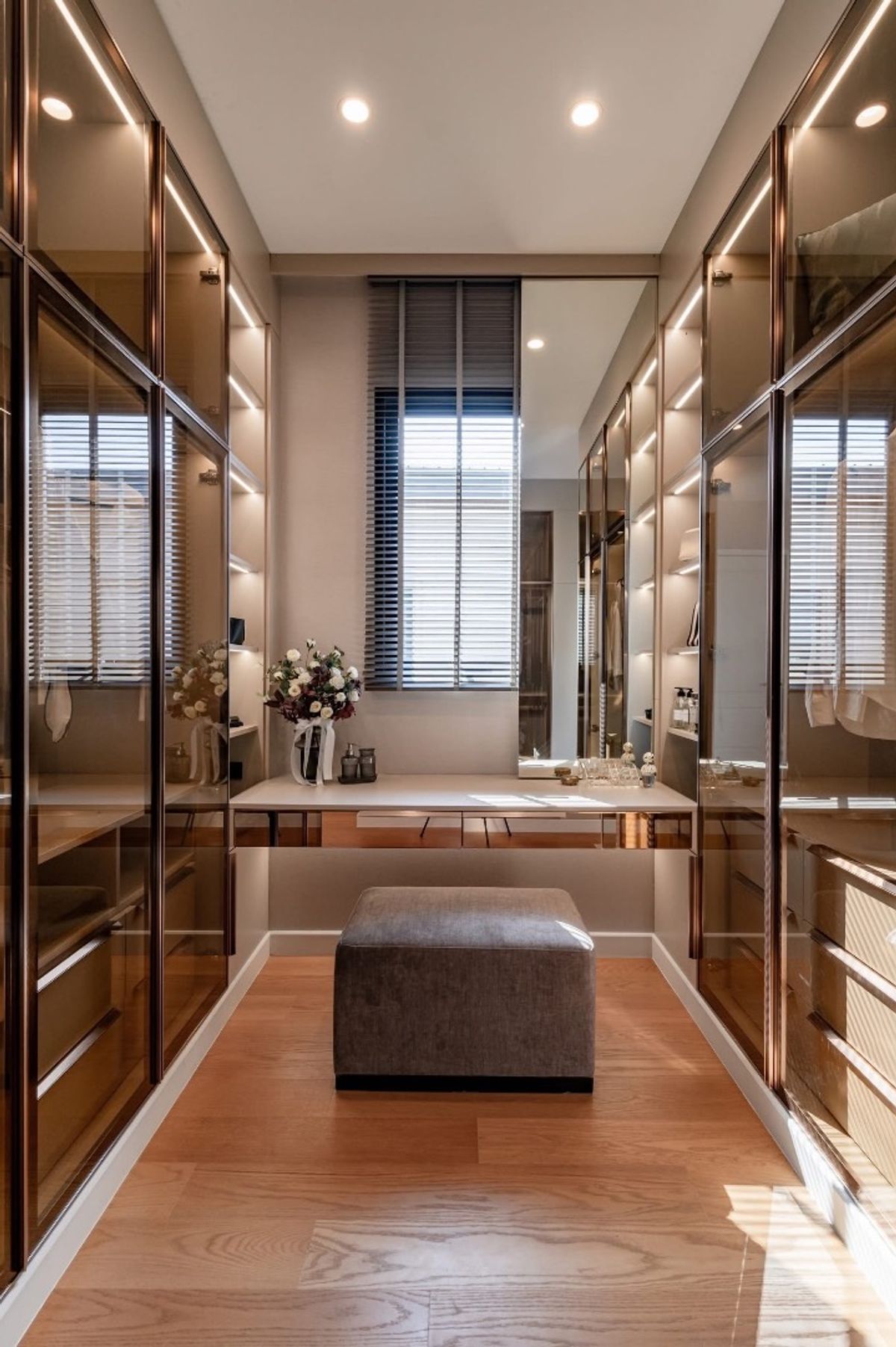 ขายบ้านพัฒนาการ ศรีนครินทร์ : Cinq Royal กรุงเทพกรีฑา Soul Collection 5 Bed 705 ตร.ม. Rare Item พร้อมลิฟต์ เปิดราคาขาย 89 ลบ. หรูหราเหนือระดับ ใกล้ Intl. School 📞 092-690-5445