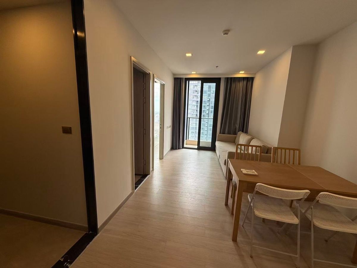 ให้เช่าคอนโดพระราม 9 เพชรบุรีตัดใหม่ RCA : One 9 Five Condo ห้องกว้าง ชั้นสูง เดินทางสะดวก