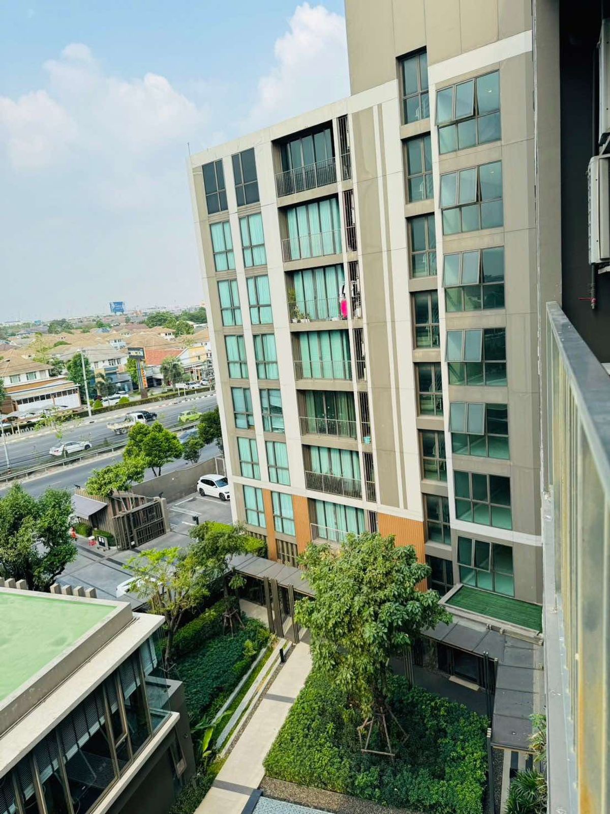 For SaleCondoNawamin, Ramindra : Urgent sale! Condo “Chambers Cher Ratchada-Ramintra“ Beautiful room, ready to move in, fully furnished, great value, Building A, 6th floor • Usable area 55.98 sq m. • 2 bedrooms | 2 bathrooms | 1 kitchen