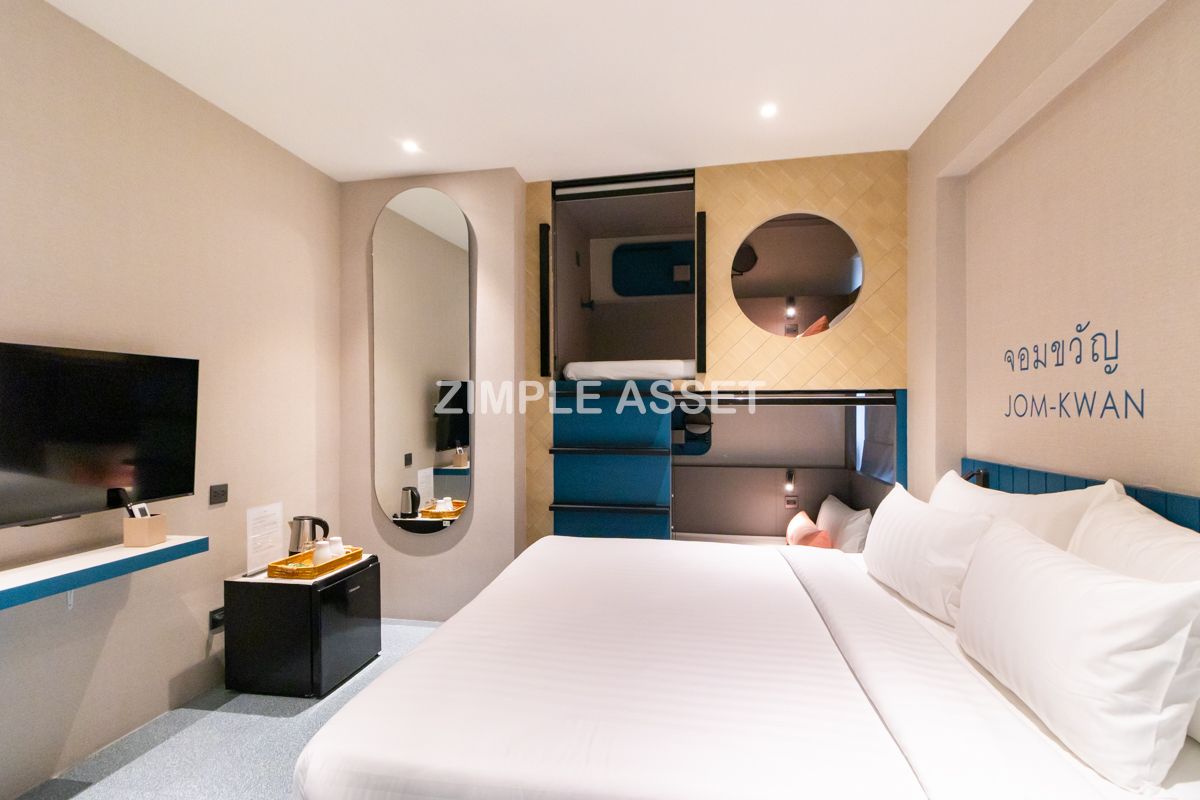 For RentLadprao, Central Ladprao : Line ID: @zimple_asset  Newly hotel for only Ladies! 1, near MRT Lat Phrao, beautifully decorated, safe, and convenient to transportation.