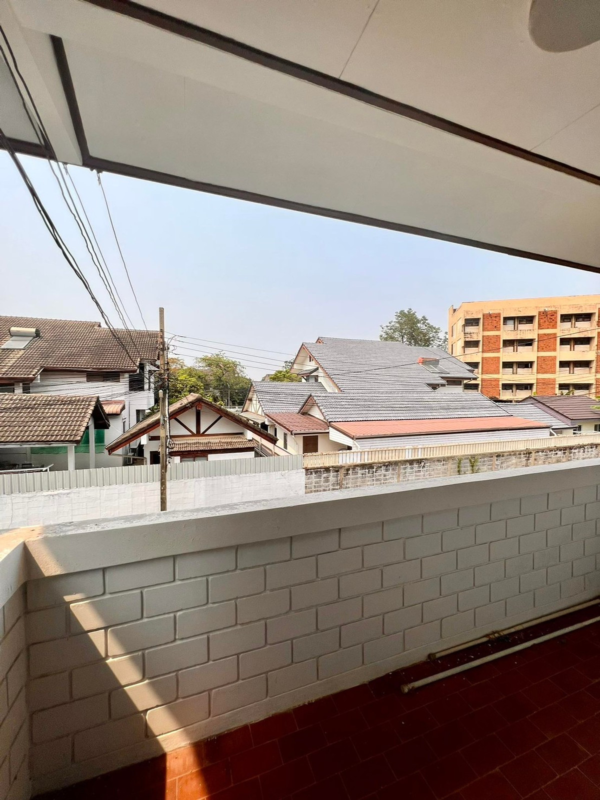 ให้เช่าบ้านเกษตรศาสตร์ รัชโยธิน : บ้านเดี่ยว 105ตรว. ถนนพหลโยธิน น้ำไม่ท่วม รีโนเวทใหม่ เดิน3นาทีถึงBTS 2ชั้น 5ห้องนอน